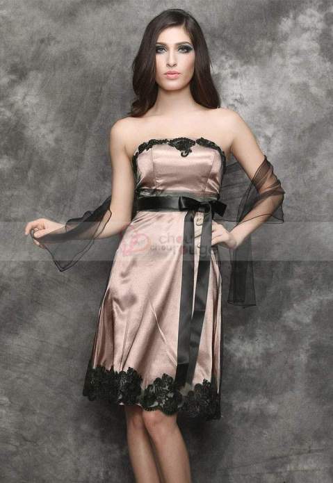 Goreous A-line/Princess Strapless Bowknot Knee-Length Satin Evening Dress With Fringe